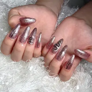 マツエク・マツパ アイブロウ ネイル Nail&eye Belire 新宿のネイルデザイン