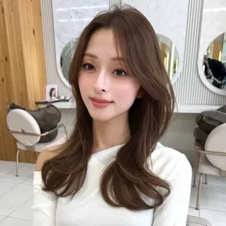 セミロング カラー 似合わせレイヤー/ 透明感カラーのヘアスタイル