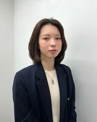 ミディアム ITSUKI/海外× 韓国レイヤーのヘアスタイル