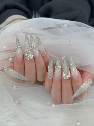 ネイル Julli ジュリのネイルデザイン