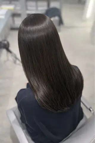 ロング カラー nanase / レイヤーカットのヘアスタイル