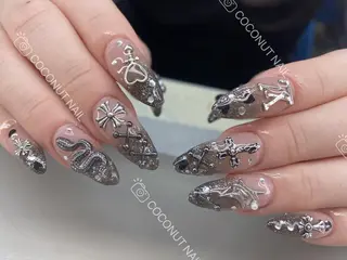 ネイル 神田 ココナッツのネイルデザイン