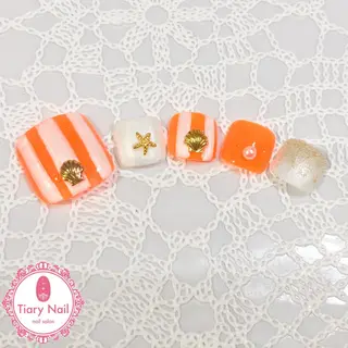 ネイル tiarynail K K🐼のネイルデザイン