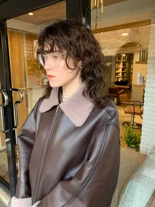 ミディアム パーマ くせっ毛カット タツヤのヘアスタイル