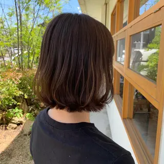 ミディアム 山本 知佳のヘアスタイル