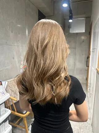 ミディアム ︎🤎W color MIYU‎🤎のヘアスタイル