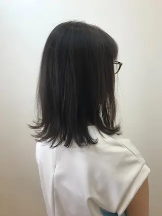 ミディアム カラー 湯浅 了一のヘアスタイル