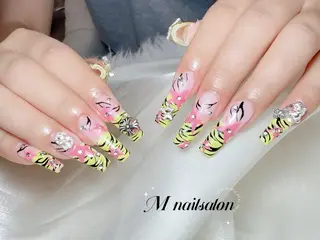 ネイル M🌷nail 長さだし専門店のネイルデザイン