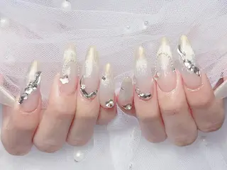 ネイル リリ 奈🎀のネイルデザイン