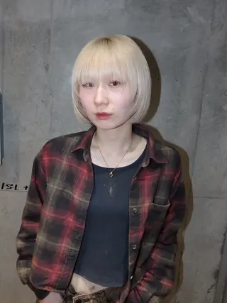 ショート カラー ハイトーン yuseiのヘアスタイル