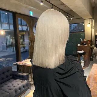 ミディアム カラー 赤みゼロ/透明感 カラー🌿KANTAのヘアスタイル