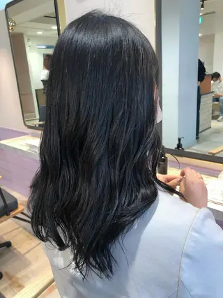 セミロング カラー パーマ 佐藤 花帆のヘアスタイル