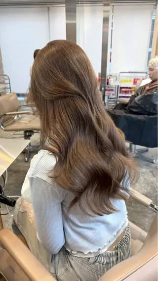 ロング カラー Cinq所属・池田 伶のヘアスタイル