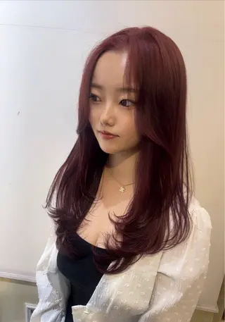 ロング カラー レイヤー×艶髪特化 マネージャー安藤光司のヘアスタイル