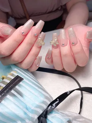 ネイル M🌷nail 長さだし専門店のネイルデザイン