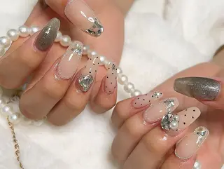 ネイル 小島 悠子のネイルデザイン