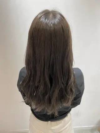 セミロング カラー 🐺ウルフ/レイヤー 似合わせ‎🤍沙羅のヘアスタイル