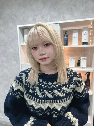 ミディアム カラー ヘアアレンジ 💕ブリーチ/ヘアメ 🎀YUUKAのヘアスタイル