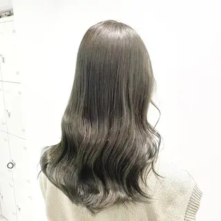 ロング カラー ブリーチ縮毛矯正加藤 赤み無し透明感ヘアのヘアスタイル