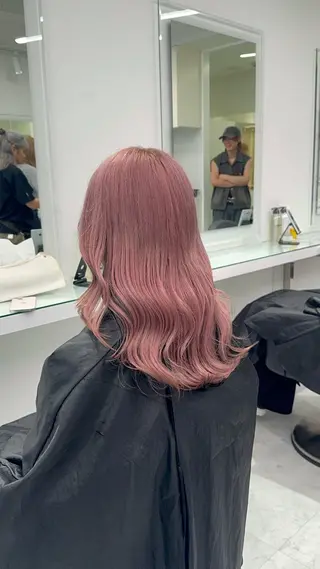 ロング カラー ヘアアレンジ ウルフカット×ハイ トーン職人🤍ゆうひのヘアスタイル