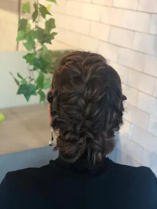 セミロング カラー ヘアアレンジ 吉田 瑛美のヘアスタイル