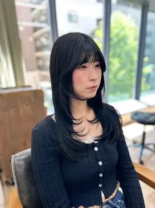 ロング カラー パーマ ヘアアレンジ メンズ キッズ レイヤーカット 🌿透け感カラーのヘアスタイル