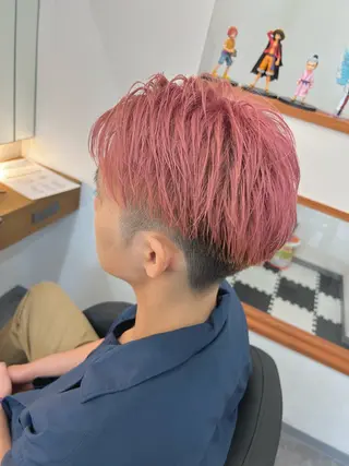ショート カラー メンズ 村岡 芽衣のヘアスタイル