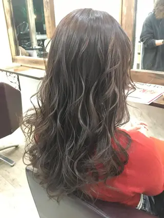 ロング 松本 亮のヘアスタイル