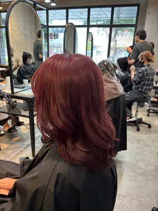 カラー 吉田 光希のヘアスタイル