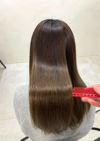 セミロング ブリーチ縮毛矯正 あすまのヘアスタイル