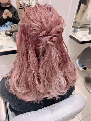 ミディアム カラー 🦖鶴岡 香純🦖のヘアスタイル