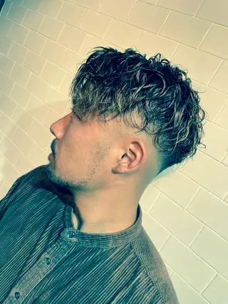 ミディアム パーマ ヘアアレンジ メンズ Kamiya's TOKYO 安孫子のヘアスタイル