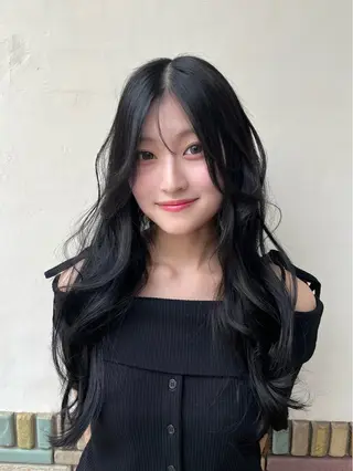 ロング 【艶髪カラー】 omiのヘアスタイル