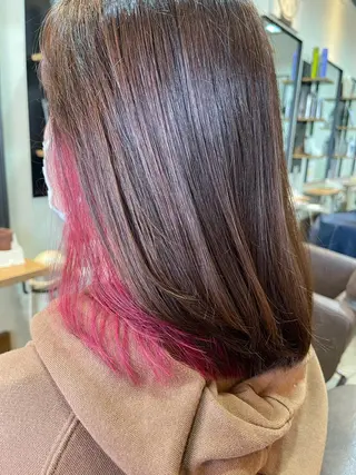 カラー nowhere ノーウェアのヘアスタイル