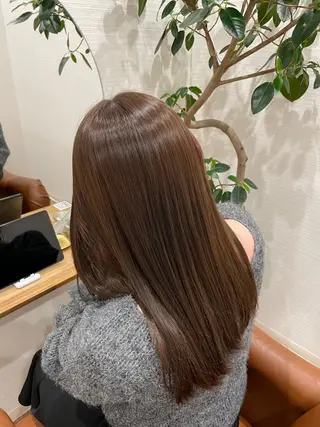 セミロング 藤井 楓のヘアスタイル