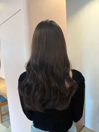 カラー Miyu .のヘアスタイル