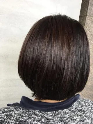 カラー mu ku.のヘアスタイル