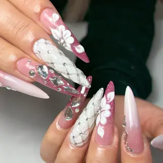 ネイル 佐藤 来夢のネイルデザイン