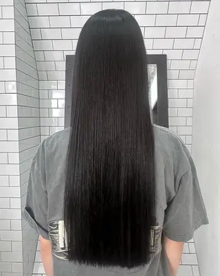 ロング 妙見 知洋のヘアスタイル