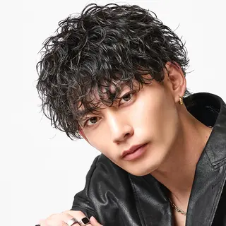 ショート パーマ メンズ スパイキー/フェザー /波巻き/かいとのヘアスタイル