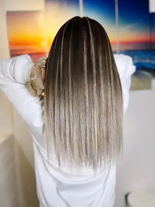 セミロング カラー ヘアアレンジ 次世代シールエクステ 錦糸町 小泉 朋之のヘアスタイル