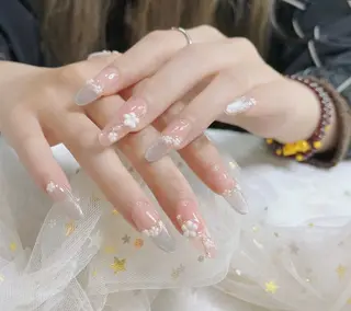 ネイル D-BEAUTY Nailsalonのネイルデザイン
