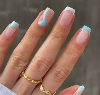 ネイル MoonNail ユリ🌸のネイルデザイン