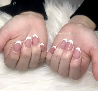 ネイル ami 𝜗𝜚˚⋆のネイルデザイン