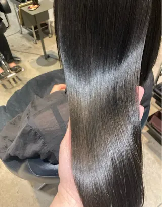 ミディアム 🌈ウルトワ水素 髪質改善naru🌈のヘアスタイル