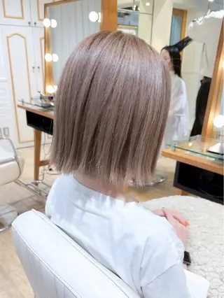 ミディアム カラー ハイトーン/カラー/ ヘアセット/松田健佑のヘアスタイル