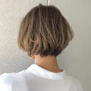 ショート カラー 上品な大人レイヤー 🍀渋谷🍀濱口敬太のヘアスタイル
