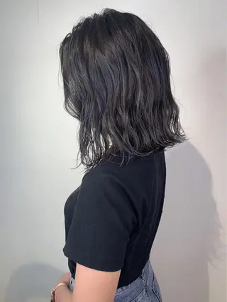 セミロング カラー _WHITE 高槻のヘアスタイル
