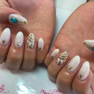 ネイル ネイルリボン 受付スタッフのネイルデザイン