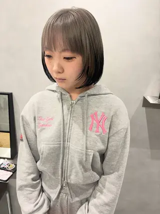 ショート カラー Maria 梅田/デザインカラーのヘアスタイル